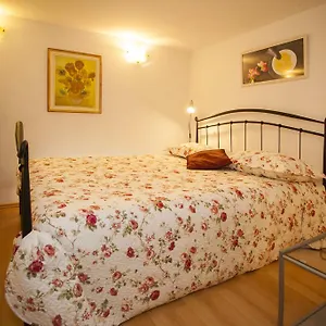  Apartamento Kamenita